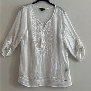 AB Studio Chic Embroidered Rhinestoned White Blouse Size L